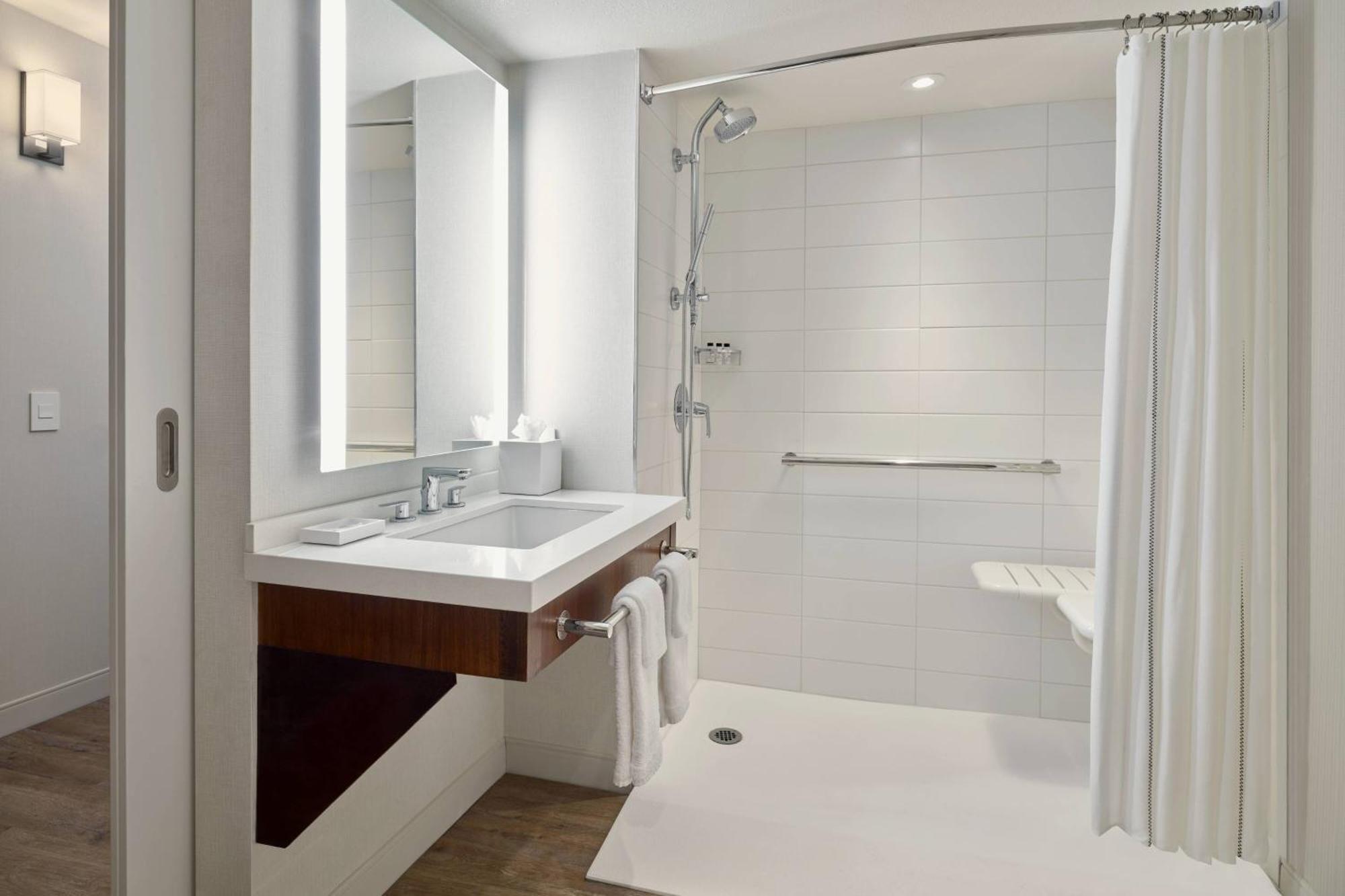 Delta Hotels By Marriott Denver Thornton Northglenn Esterno foto